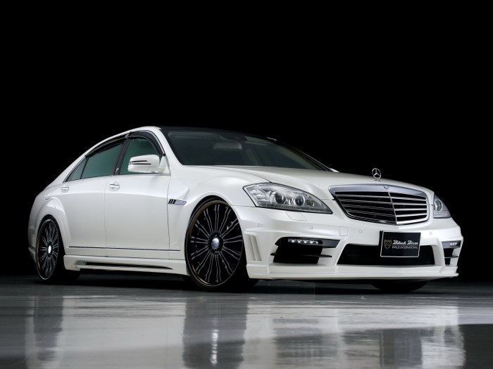 Mercedes-Benz w221