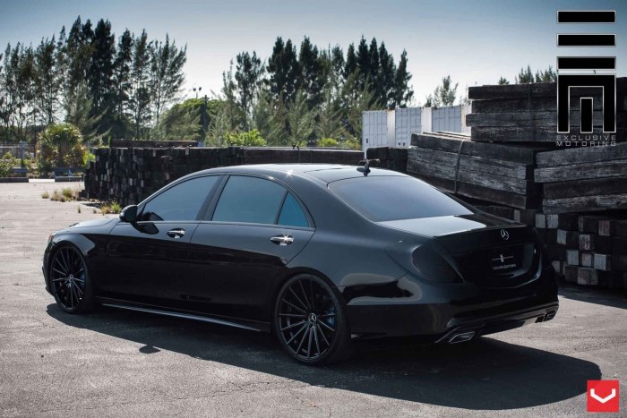 Мерседес s63 AMG w221 черный