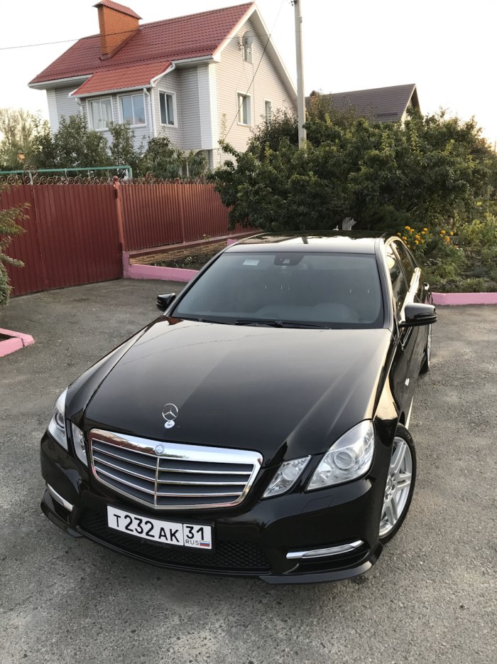 Мерседес-Бенц e 200