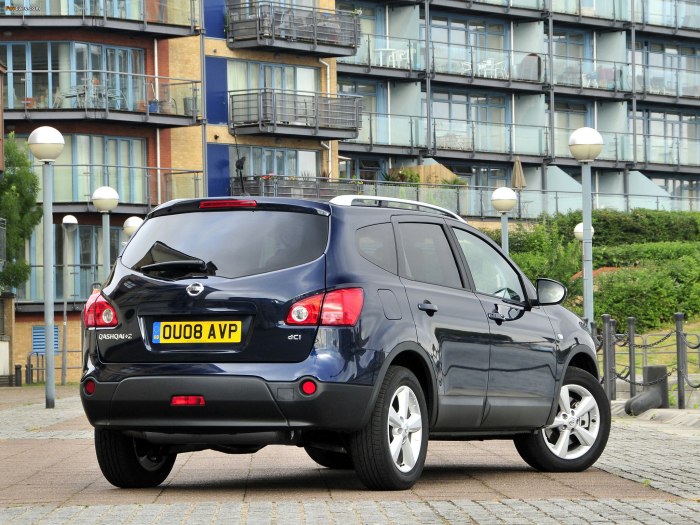 Nissan Qashqai+2 2008-2013
