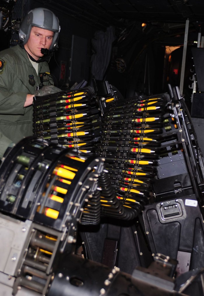 Летающая батарея AC-130