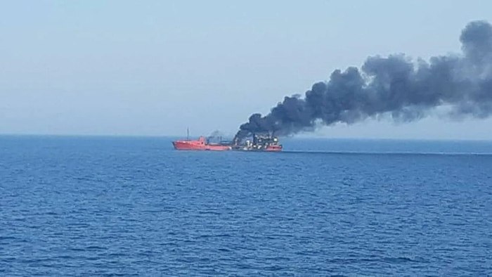 Танкер в черном море