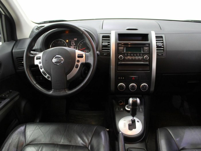 Nissan x Trail 2008 салон