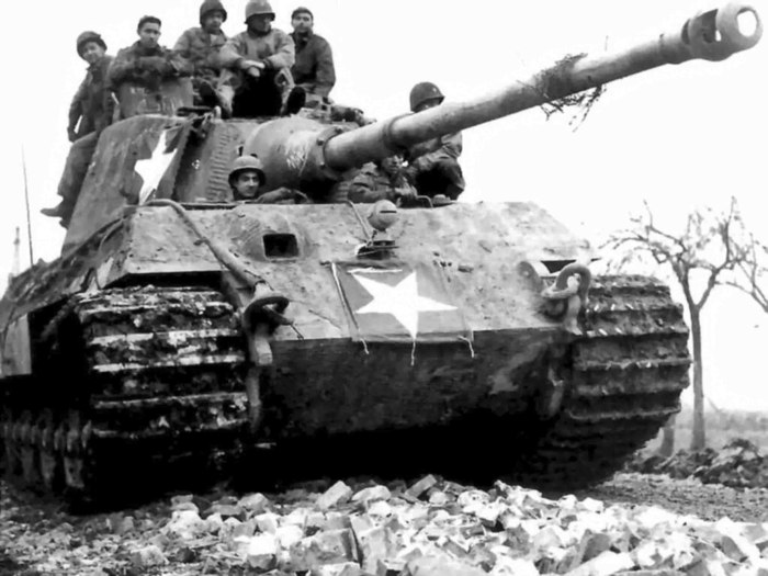 Королевский тигр ww2 трофейный