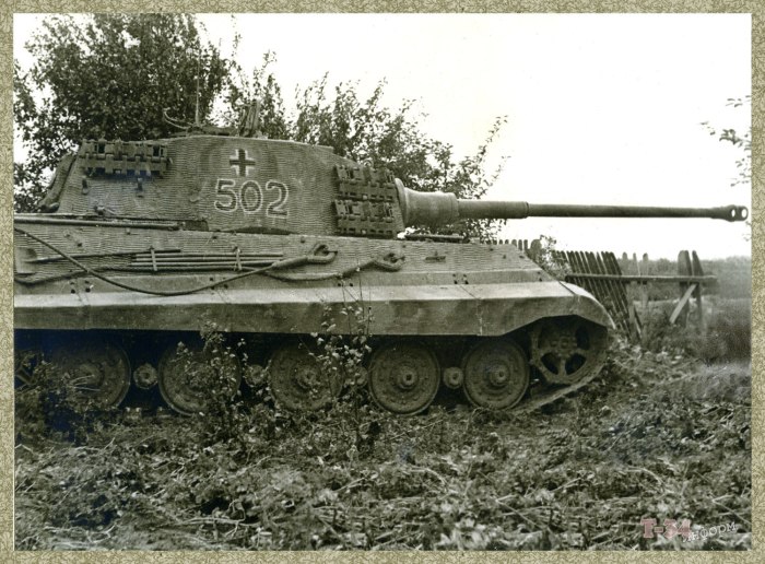 Танки Королевский тигр 1944