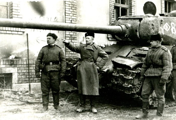 Экипаж танка ИС 2