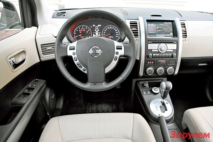 Nissan x Trail 2012 салон
