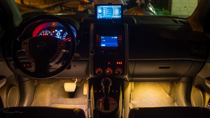 Подсветка салона x Trail t31