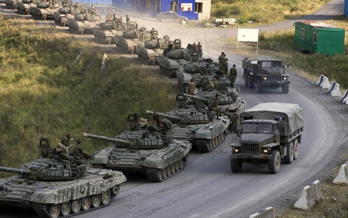 Колонна танков n 90 вс РФ на Украине