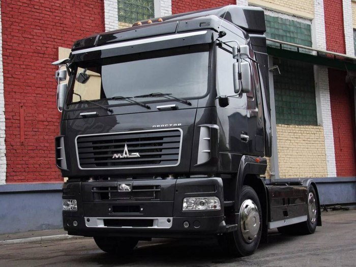 Тягач 4х2 МАЗ 5440е9-521-031 Mercedes