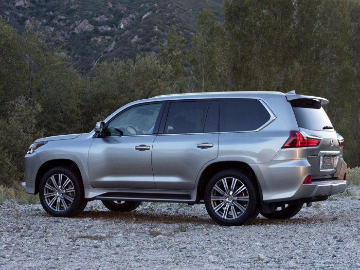 Lexus LX 570 2016