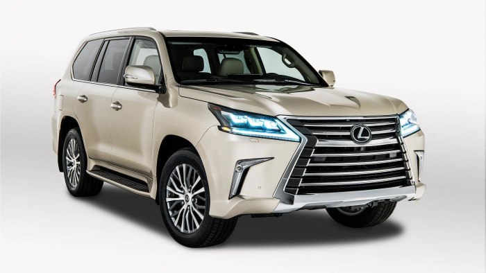 Внедорожник Lexus LX 570