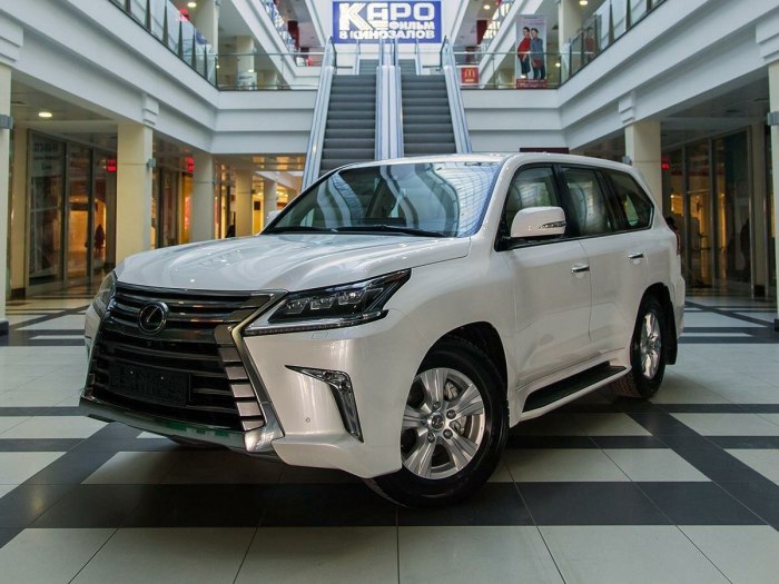 Внедорожник Лексус LX 570