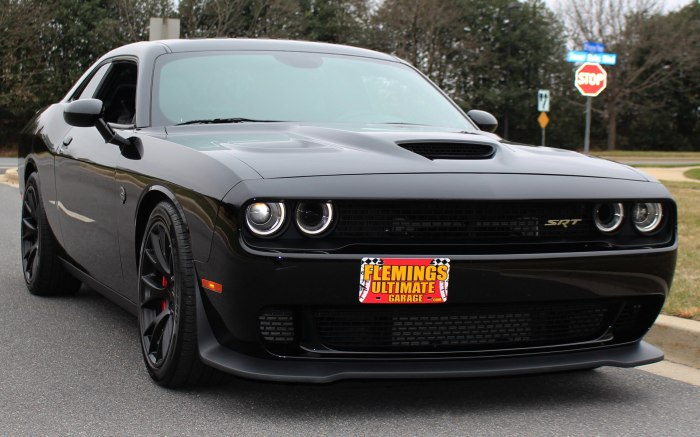 Dodge Challenger srt8 Hellcat