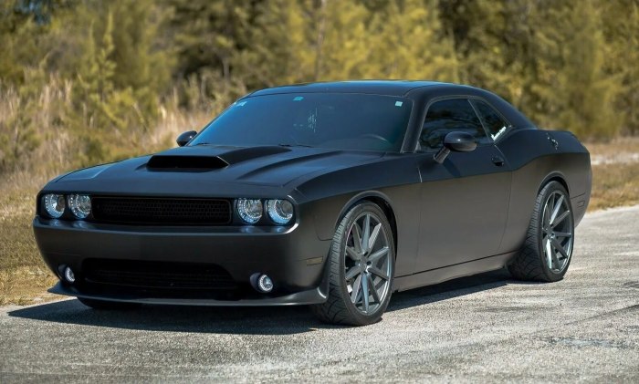 Dodge Challenger 2015 черный