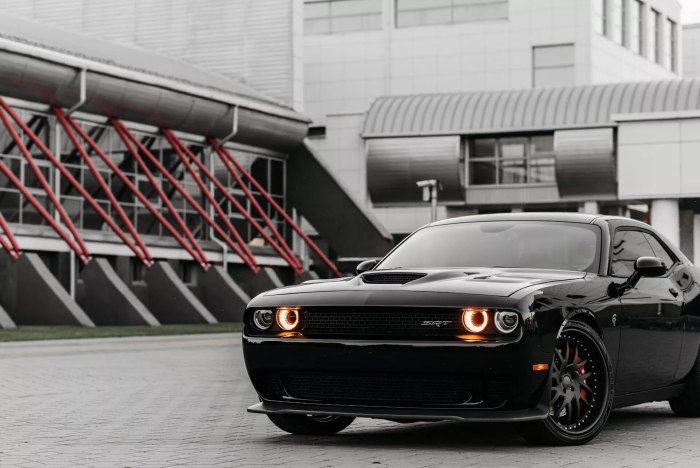 Dodge Challenger srt Hellcat