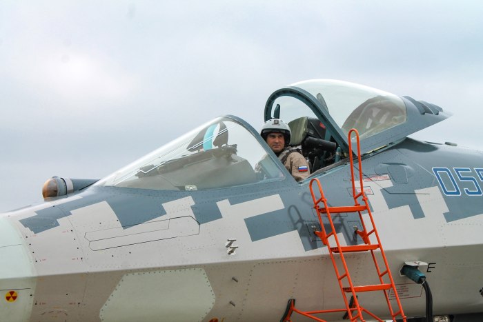 Кабина истребителя су-57