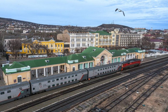 Поезд «Таврия» 164с/163с Феодосия — Москва
