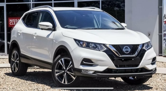 Nissan Qashqai II (j11)