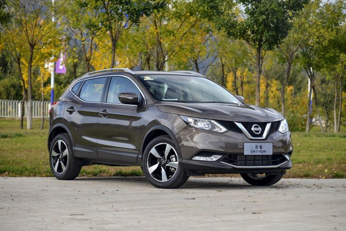 Nissan Qashqai 1