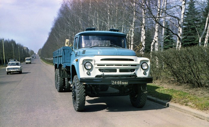 ЗИЛ 133 И ЗИЛ 130
