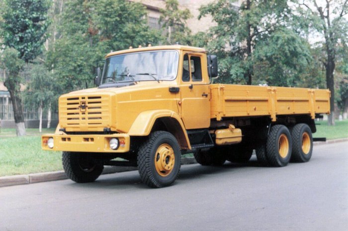 Грузовик ЗИЛ 133