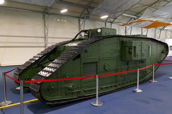 Первый танк в мире Марк 1