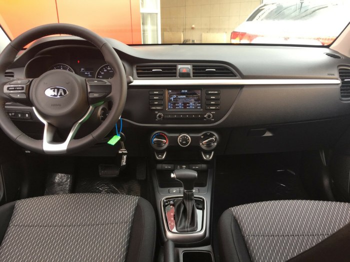 Kia Rio x3