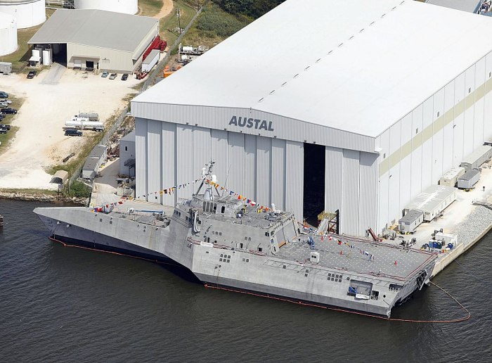 Фрегат USS Independence (LCS-2)