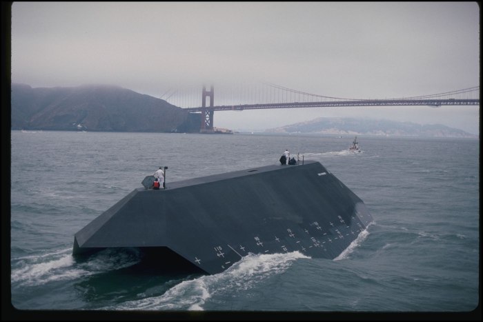 Sea Shadow корабль