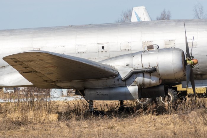 Ил-12 пассажирский самолёт