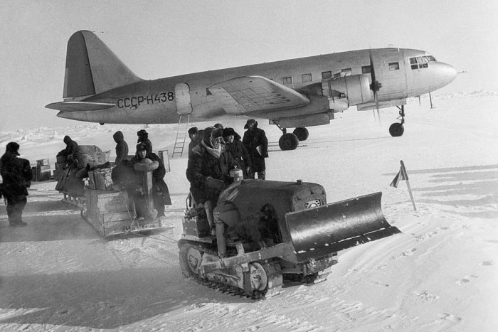 Самолеты ил-12 Ильюшина