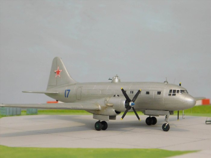 Amodel ил-12