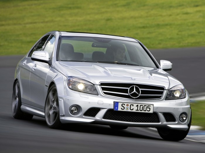 Mercedes Benz c63 AMG w204