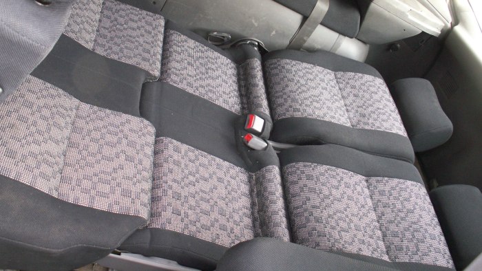 Mitsubishi RVR салон