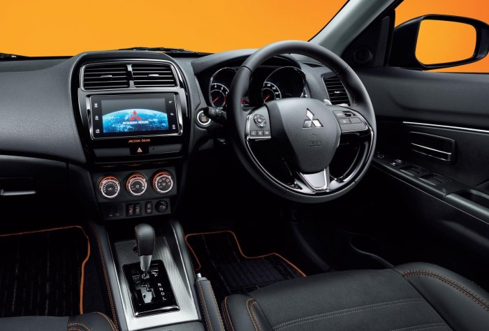Mitsubishi ASX 2017 салон