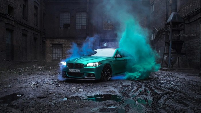 Авто в дыму