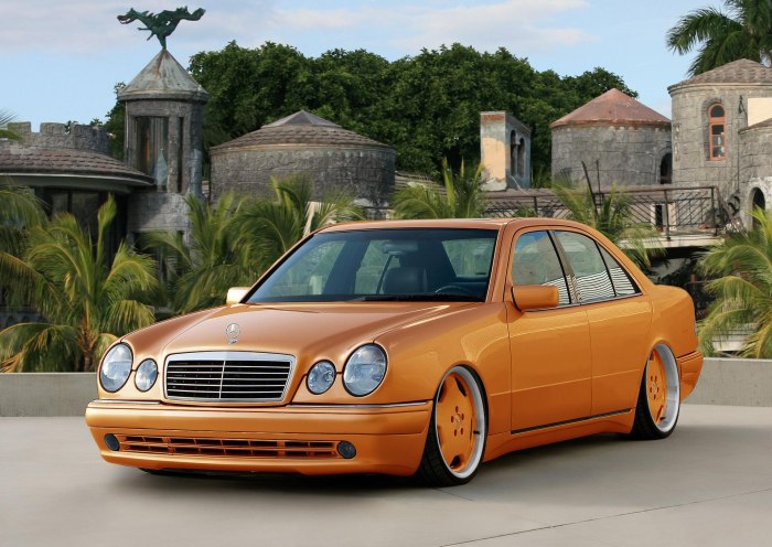 Mercedes-Benz w210