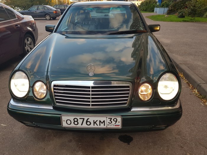 Мерседес е w210