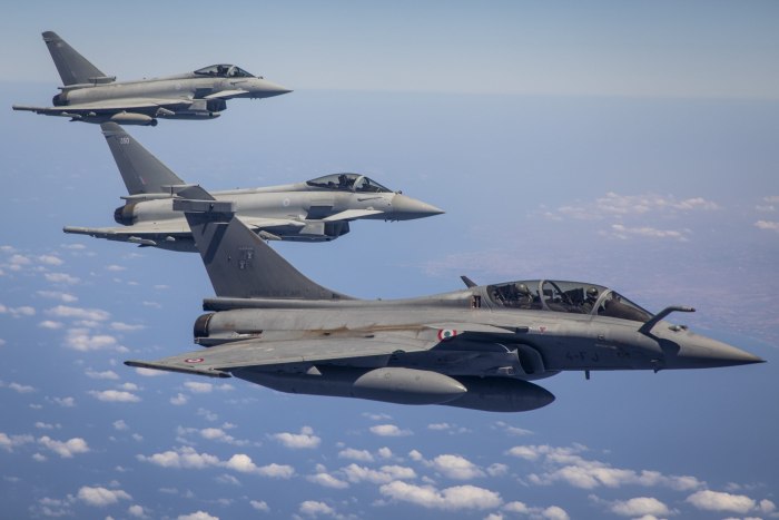 Eurofighter Typhoon FGR.4 самолет