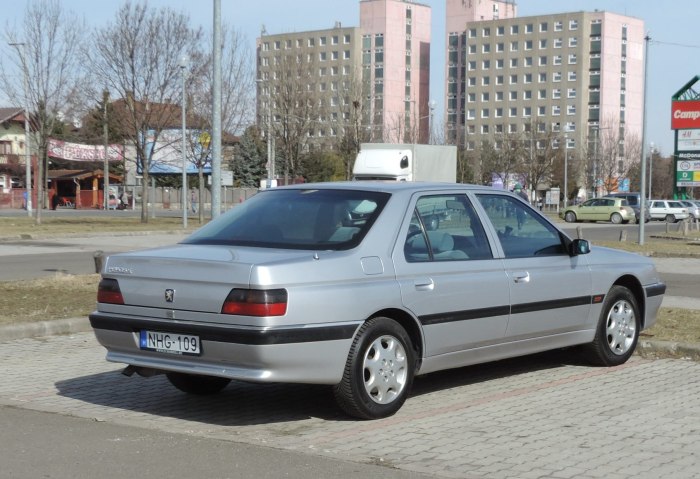 Peugeot 605
