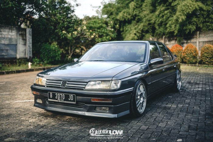 Peugeot 605 Sri