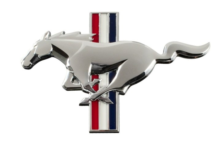 Ford Mustang марка