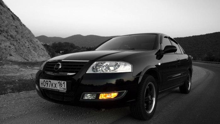 Nissan Almera Classic Black