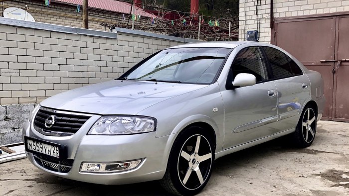 Nissan Almera b10