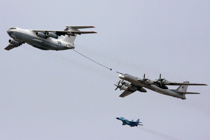 Ил-78 заправщик ил 76
