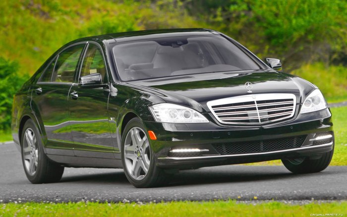 Мерседес шестисотый s600