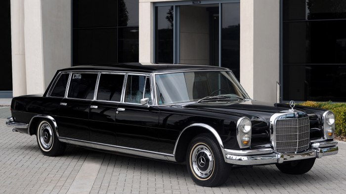 Mercedes 600 w100