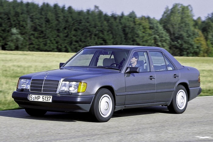 Mercedes-Benz w124 200