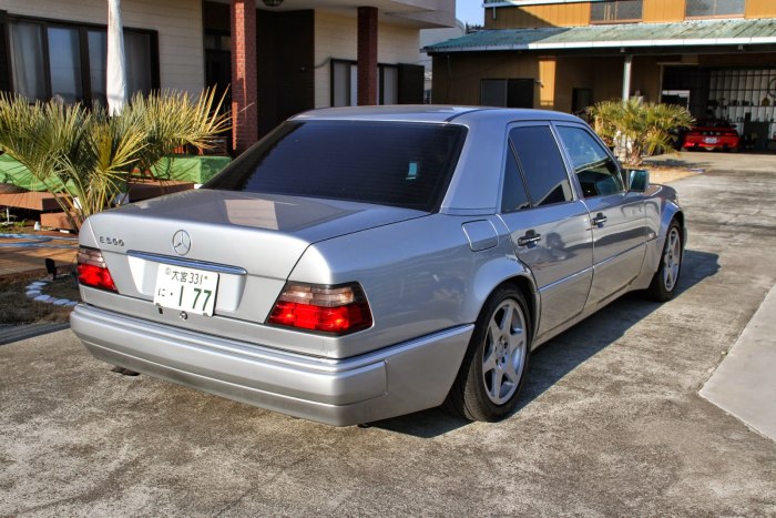 Mercedes Benz 124 e500